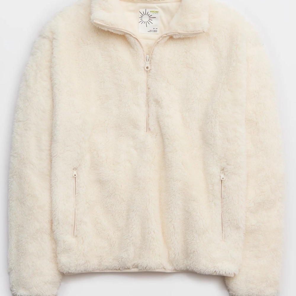 Cozy White Fleece Sweatshirt - Picture 3 of 5